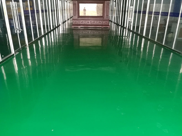 密封固化劑地坪和環(huán)氧地坪有什么不同？